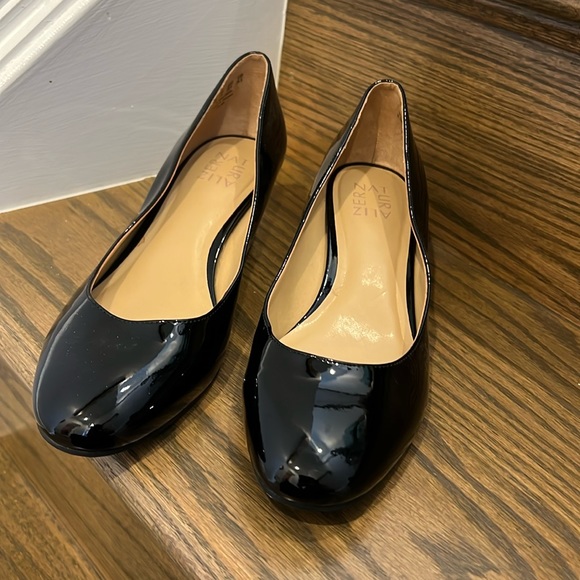 Naturalizer Black Patent Leather Pilar Wedge Pump Shoes Size 9.5 - Picture 3 of 5